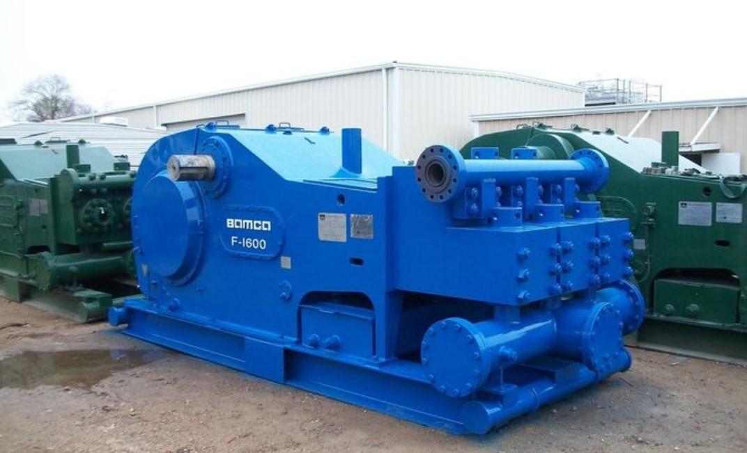 EWS W440 Piston Pump